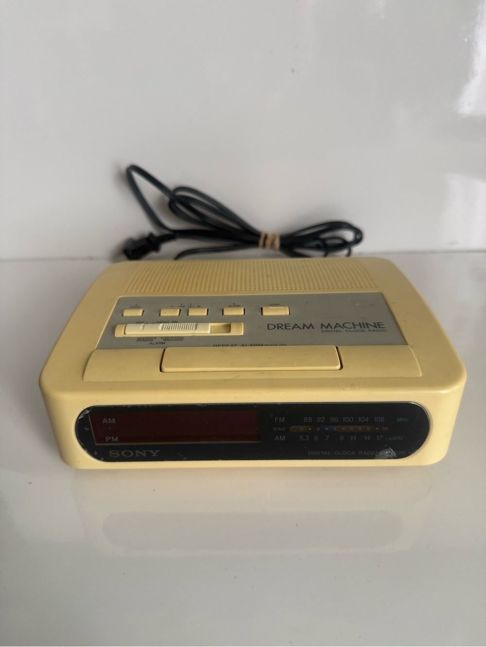 Vintage Sony Dream Machine AM/FM Alram Clock Radio Model No. ICF-C26